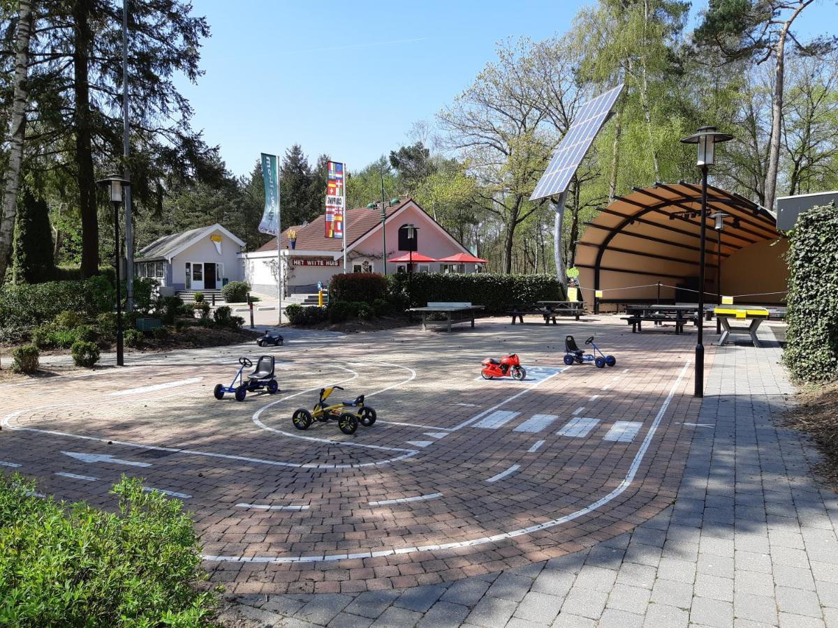 Chalet Hoenderloo Spar Exterior foto